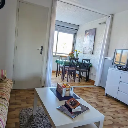 Апартаменти 049 Beau Quartier Falaises Avec Parking *