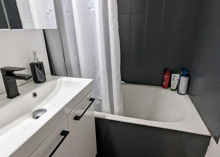 公寓 049 Beau Quartier Falaises Avec Parking *