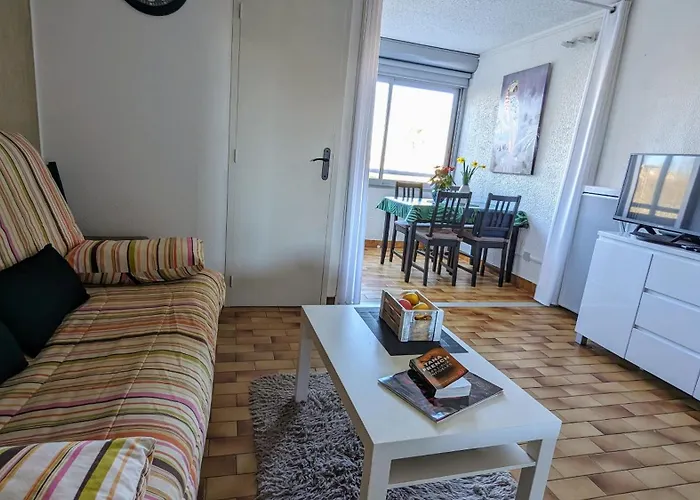 049 Beau Quartier Falaises Avec Parking 公寓