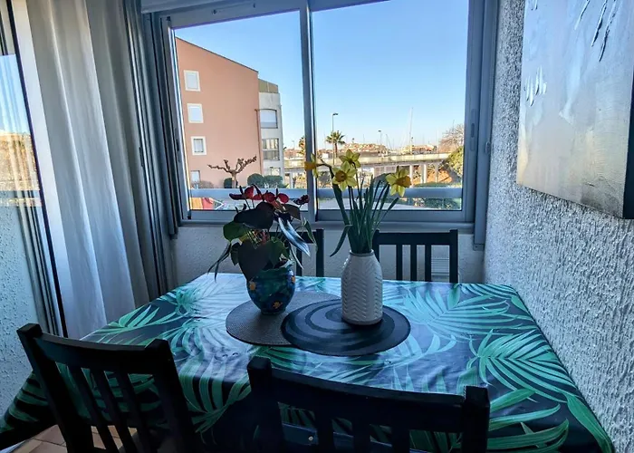 049 Beau Quartier Falaises Avec Parking 公寓